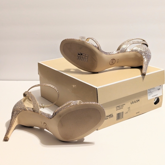 Michael Kors Glitter Mesh Sandal. Color Sand. Size: 8.5 - Picture 2 of 7